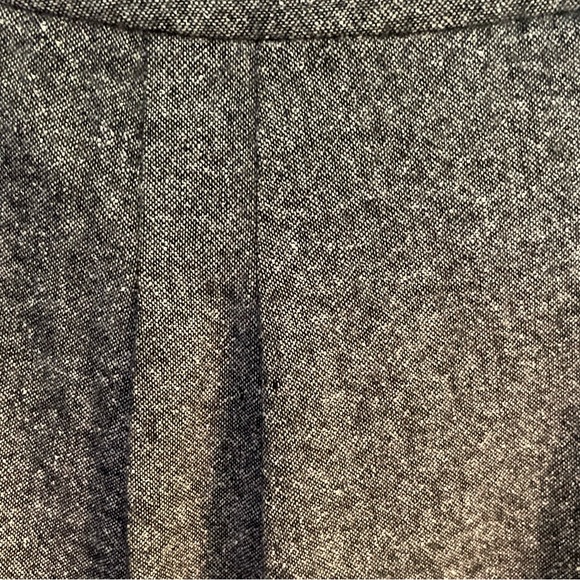Ann Taylor Loft  Wool/Silk Skirt Size 6, Rich Tweed with embellishments. - Picture 3 of 7